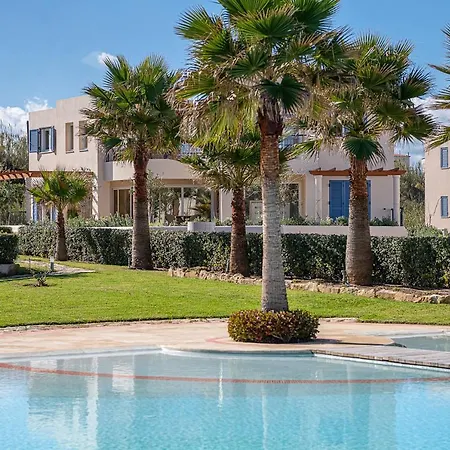 דירה Calmaliving Seaside With Pool גרני צ'ניון