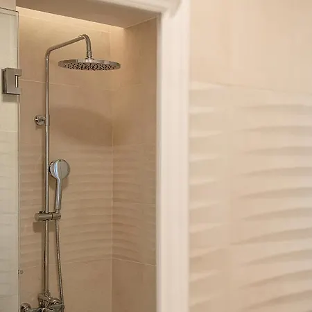 דירה Calmaliving Seaside With Pool