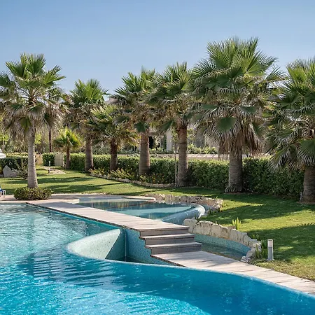 דירה Calmaliving Seaside With Pool